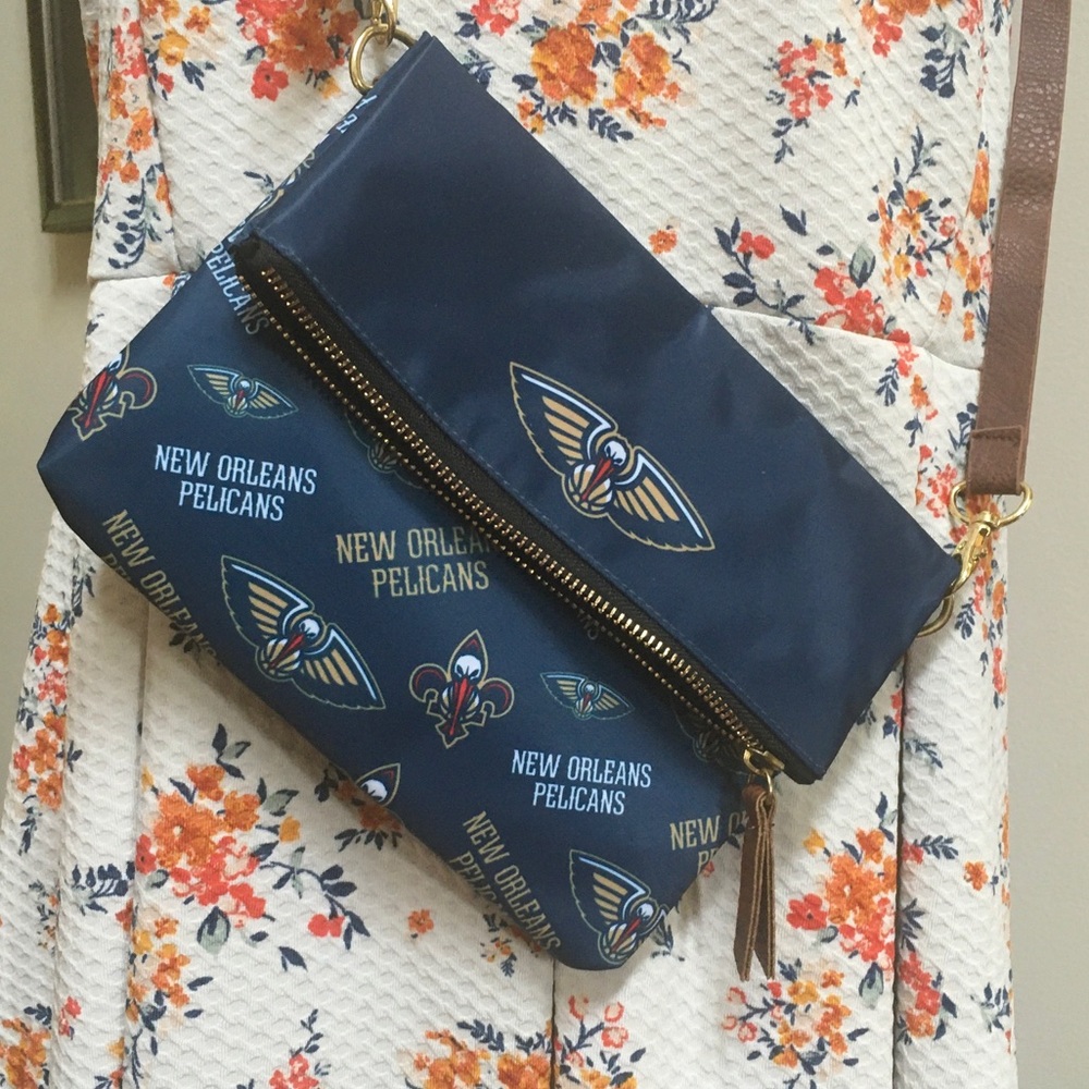 New Orleans Pelicans Navy Crossbody Bag with Detachable Strap